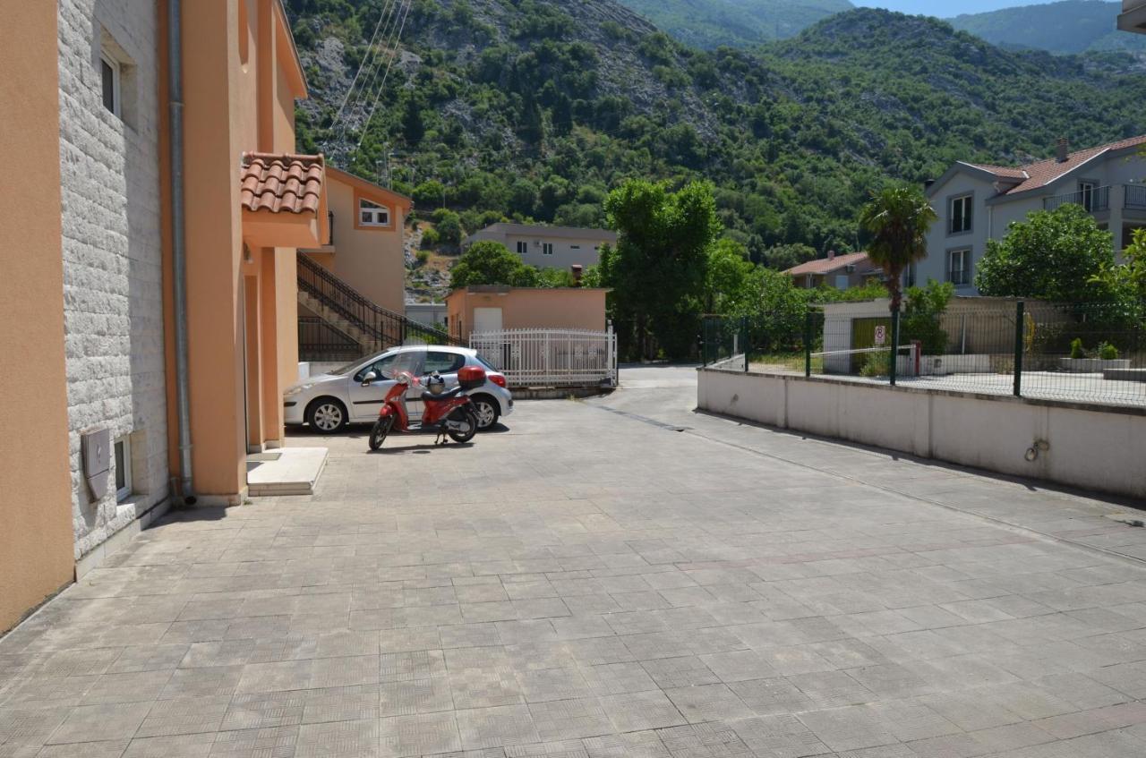 Tea Lux Apartment Kotor Ngoại thất bức ảnh