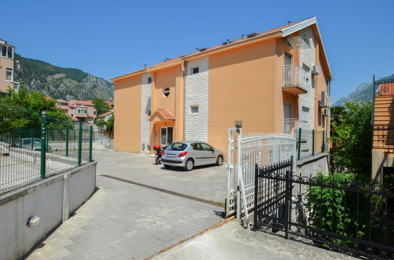 Tea Lux Apartment Kotor Ngoại thất bức ảnh
