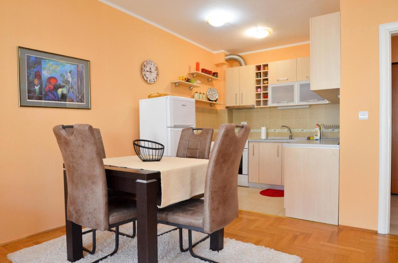 Tea Lux Apartment Kotor Ngoại thất bức ảnh
